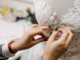 suknia ślubna w koronki